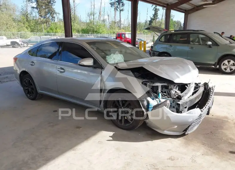 2018 Toyota AVALON photo