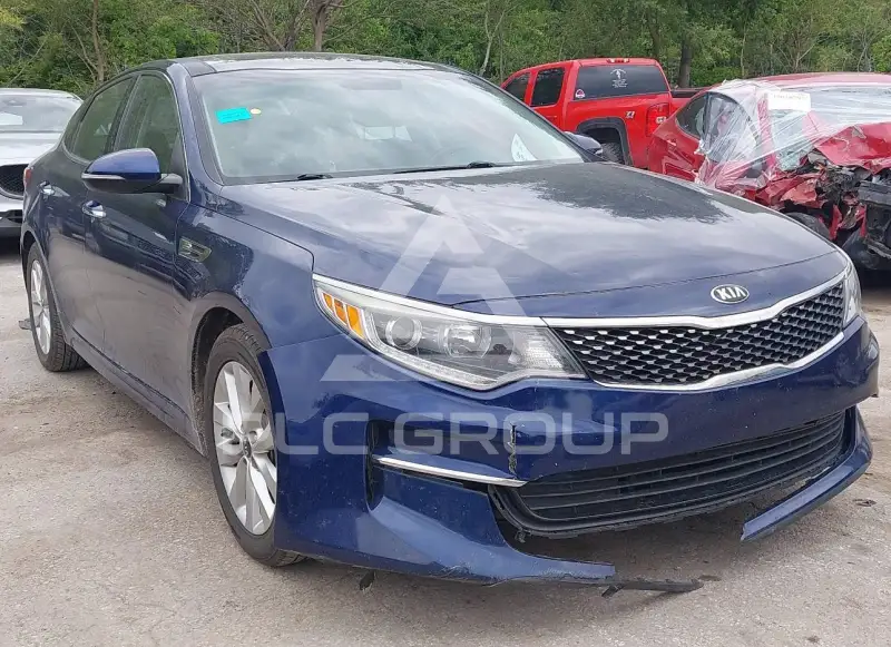 2018 KIA Optima photo