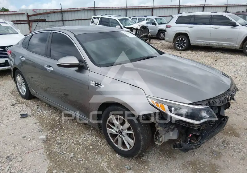 2018 KIA Optima photo