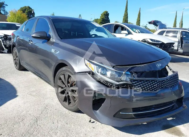 2018 KIA Optima photo