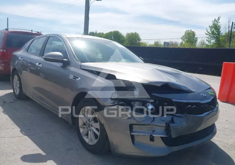2018 KIA Optima photo