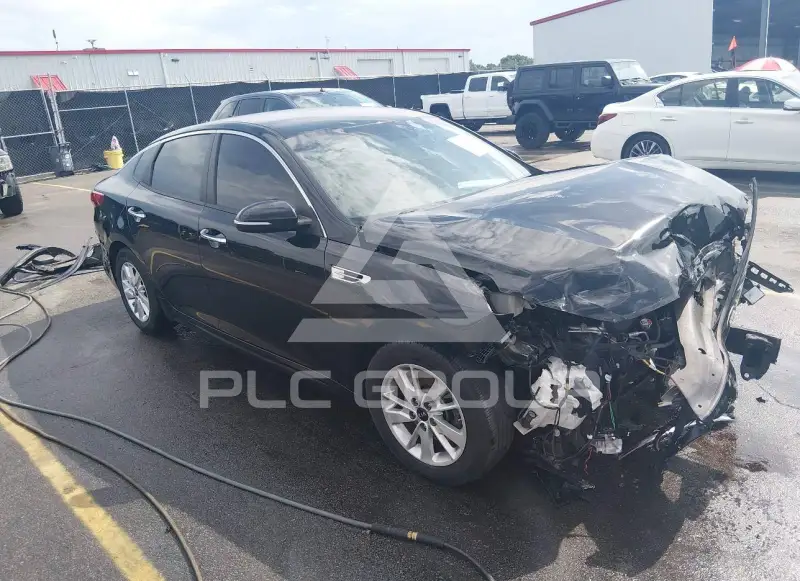 2018 KIA Optima photo