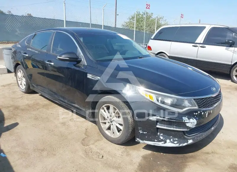 2018 KIA Optima photo