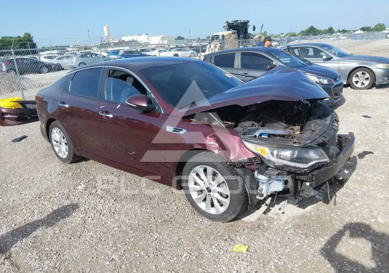 2018 KIA Optima фото