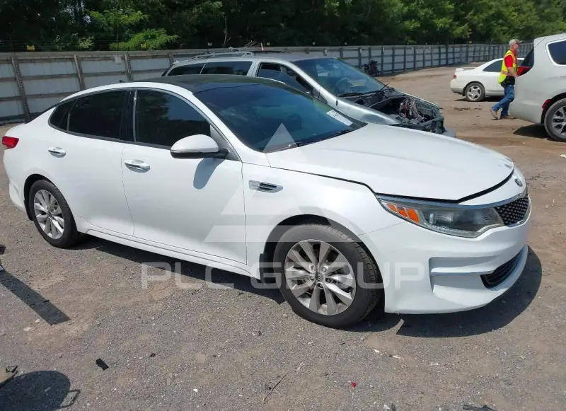 2018 KIA Optima photo