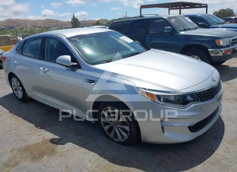 2018 KIA Optima фото