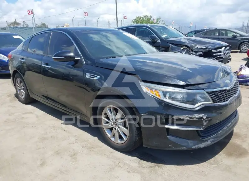 2018 KIA Optima photo