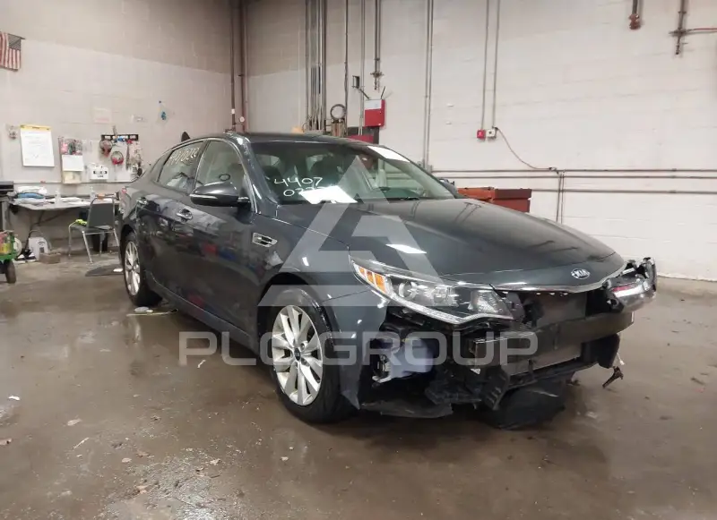 2018 KIA Optima фото