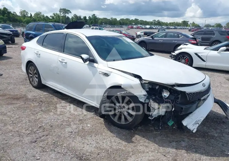 2018 KIA Optima фото
