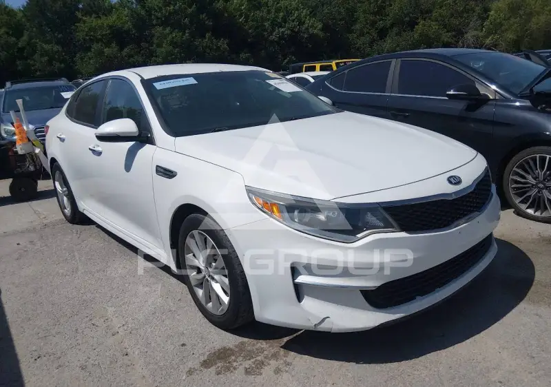 2018 KIA Optima photo
