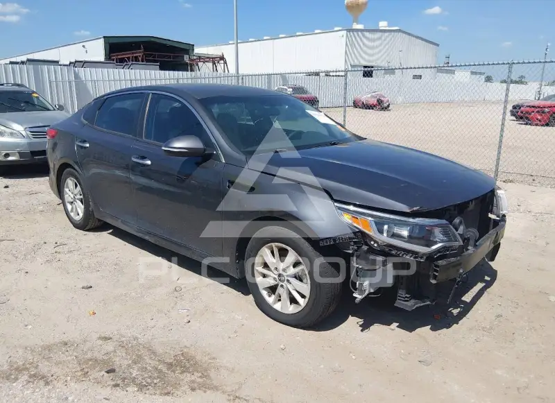 2018 KIA Optima фото