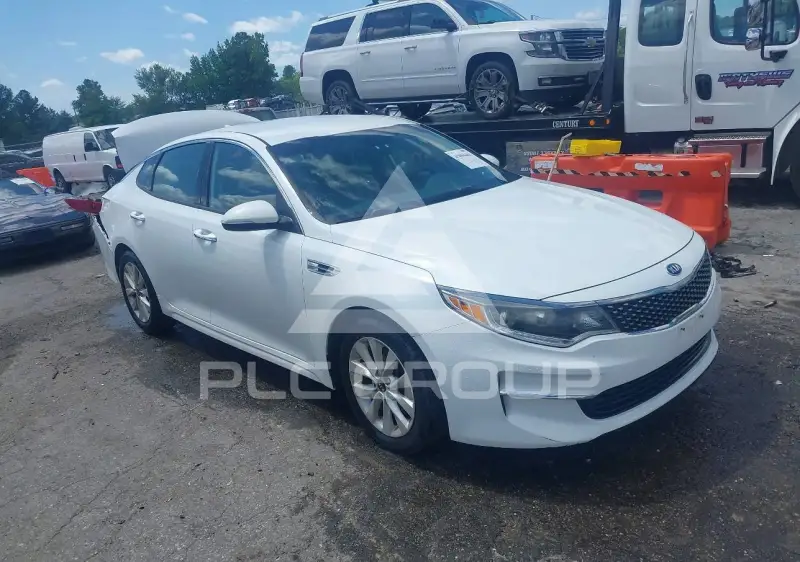 2018 KIA Optima photo