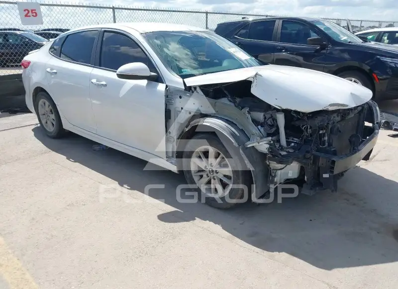 2018 KIA Optima photo