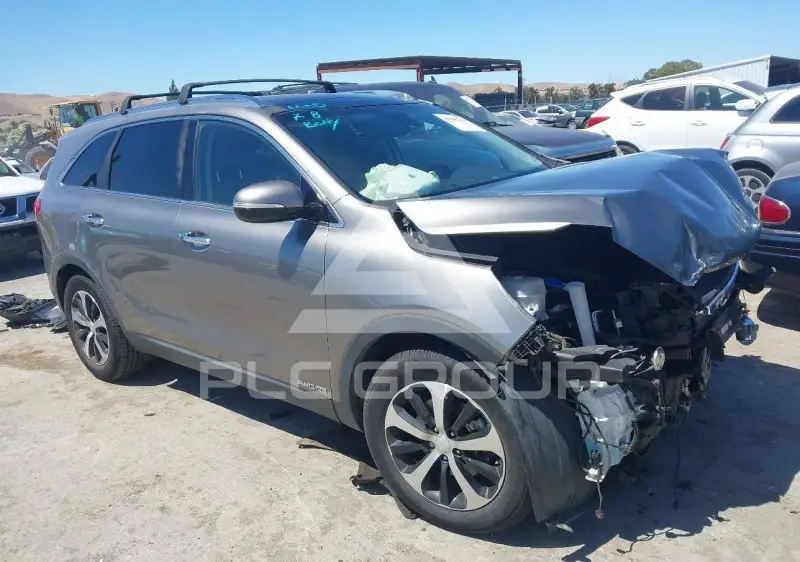 2018 KIA Sorento photo