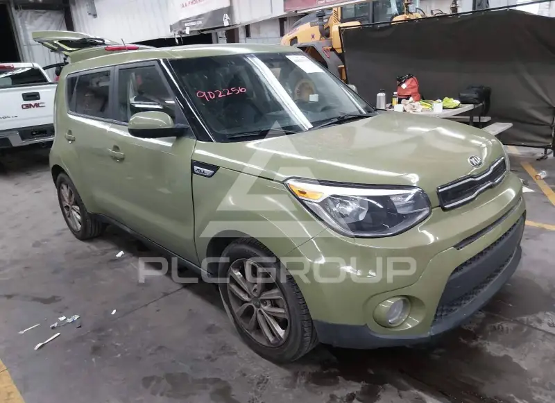 2018 KIA Soul photo