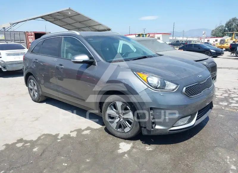 2018 KIA Niro photo