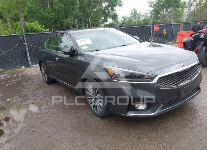 2018 KIA Cadenza photo