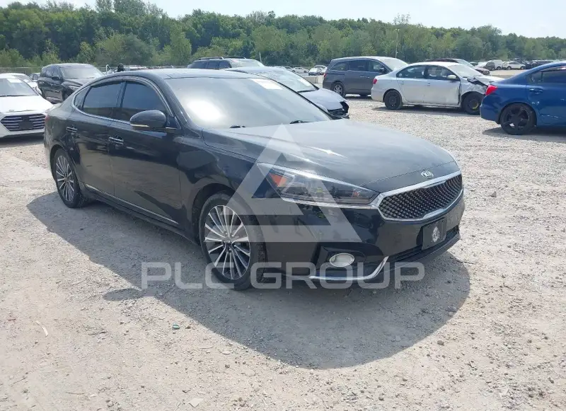 2018 KIA Cadenza photo