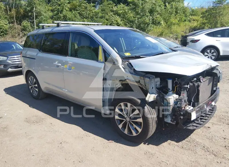 2018 KIA Sedona фото