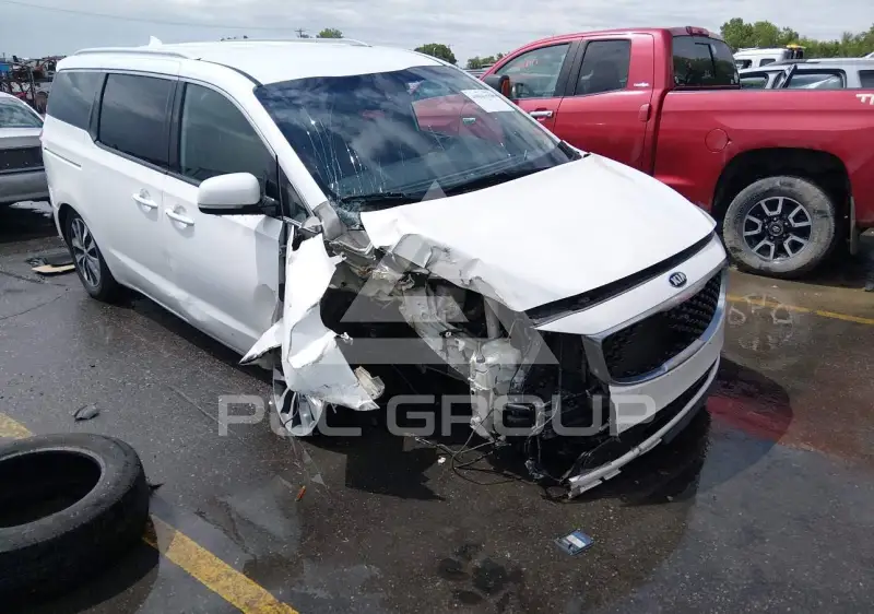2018 KIA Sedona фото