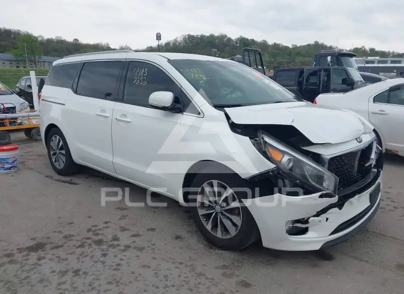 2018 KIA Sedona фото