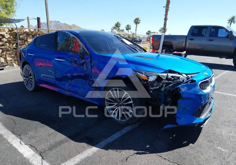 2018 KIA Stinger photo