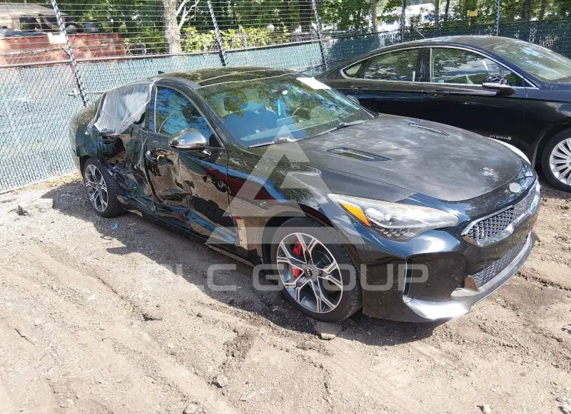 2018 KIA Stinger фото