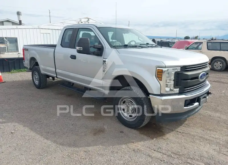 2018 Ford F-250 фото
