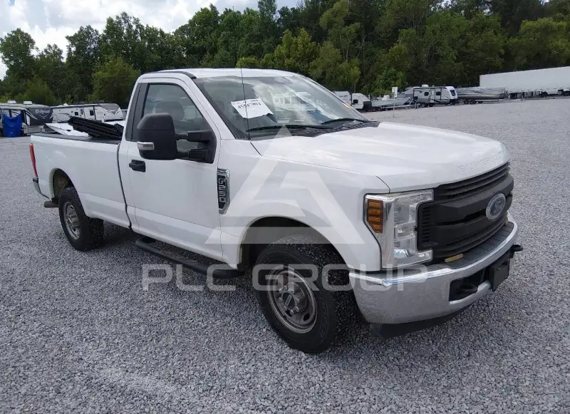 2018 Ford F-250 photo