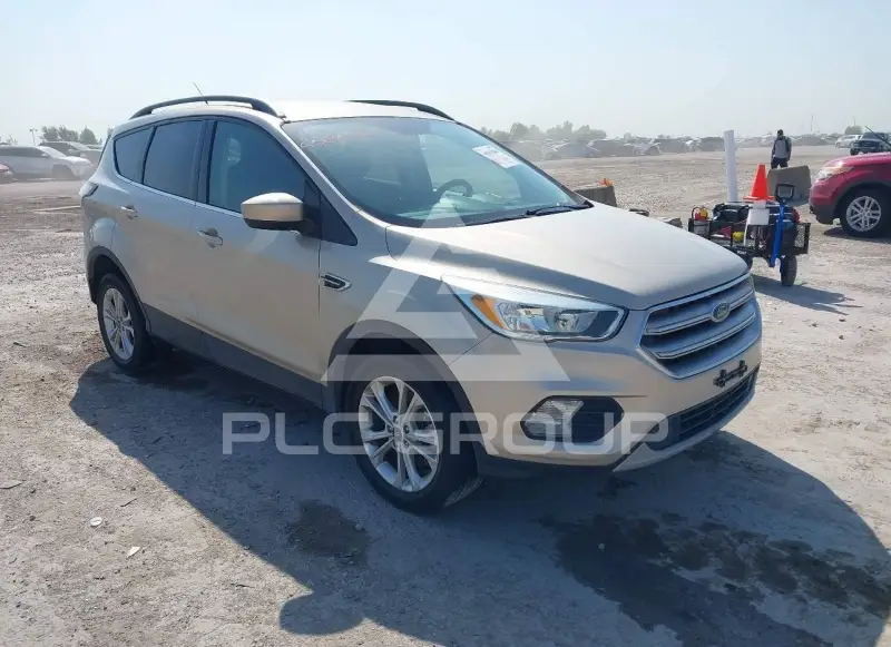 2018 Ford ESCAPE photo