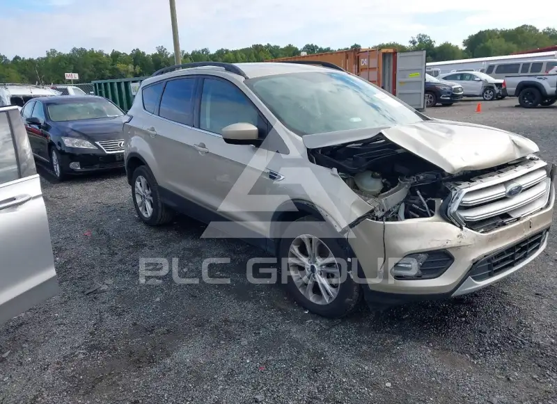 2018 Ford ESCAPE photo