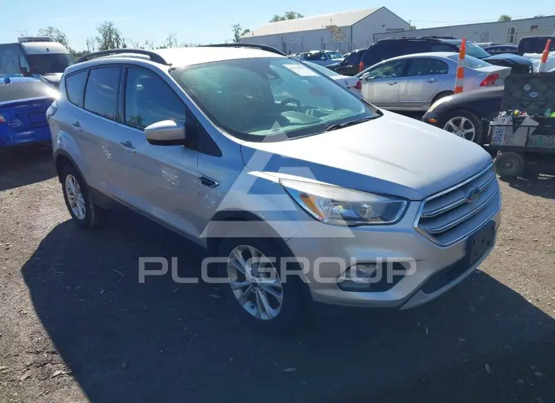 2018 Ford ESCAPE photo