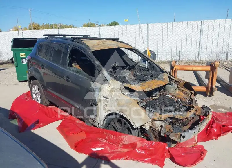 2018 Ford ESCAPE photo