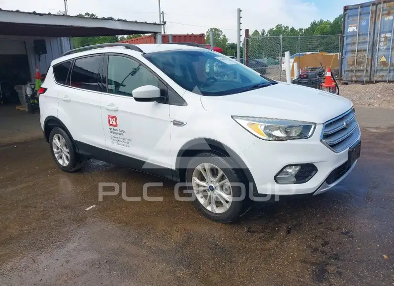 2018 Ford ESCAPE photo