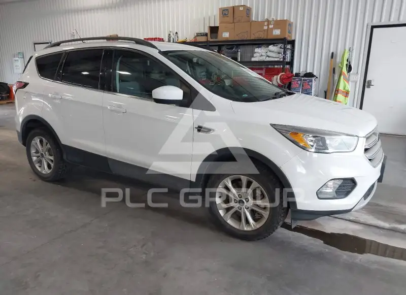 2018 Ford ESCAPE photo