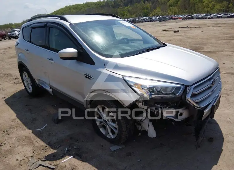 2018 Ford ESCAPE photo