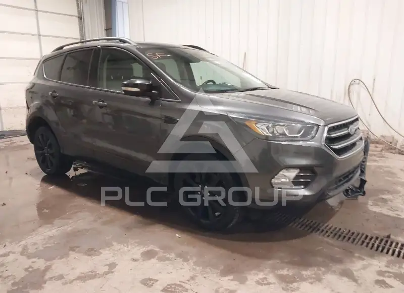 2018 Ford ESCAPE photo