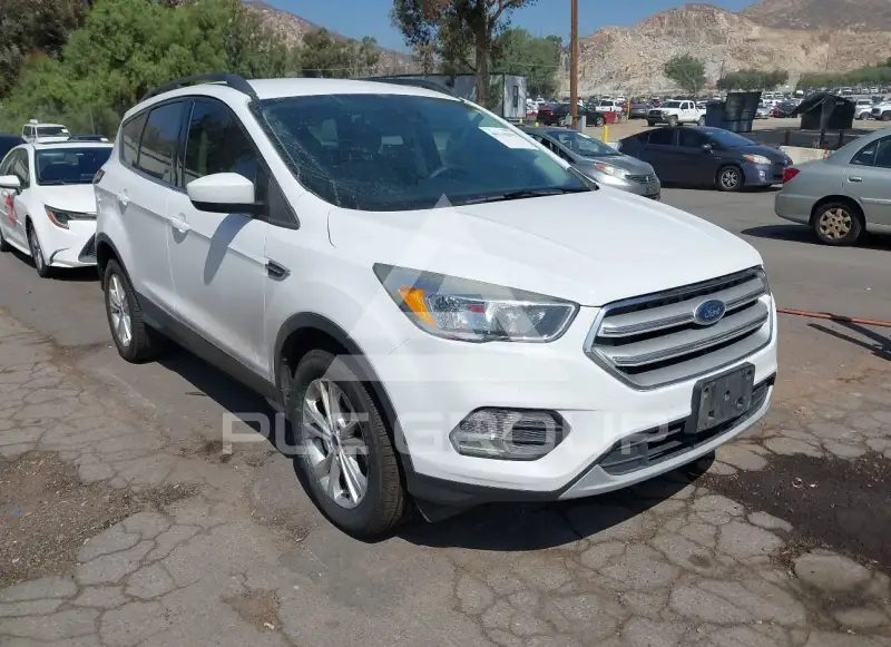 2018 Ford ESCAPE photo