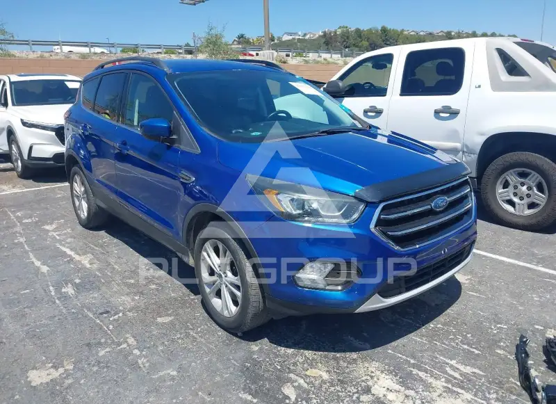 2018 Ford ESCAPE photo