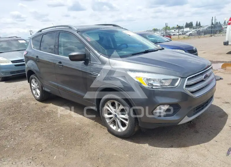 2018 Ford ESCAPE photo