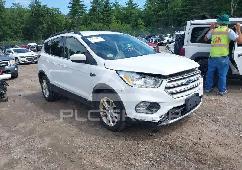 2018 Ford ESCAPE photo