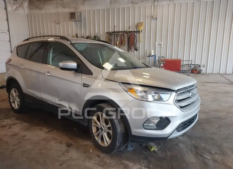 2018 Ford ESCAPE photo