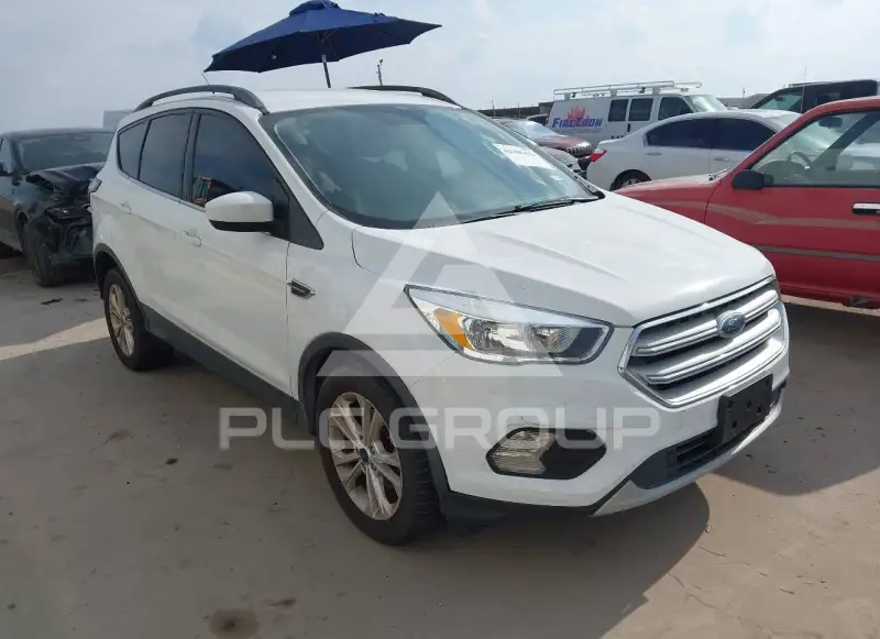 2018 Ford ESCAPE photo