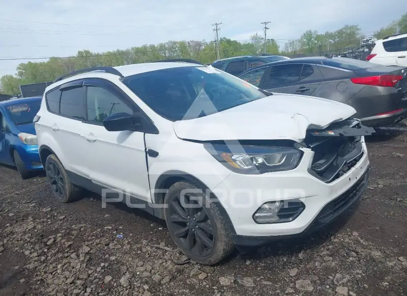 2018 Ford ESCAPE фото
