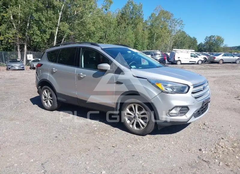 2018 Ford ESCAPE photo