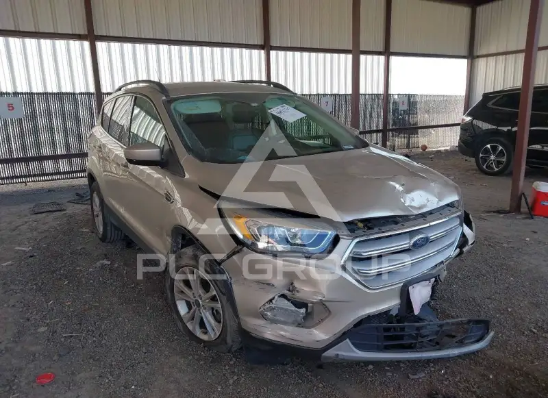 2018 Ford ESCAPE photo