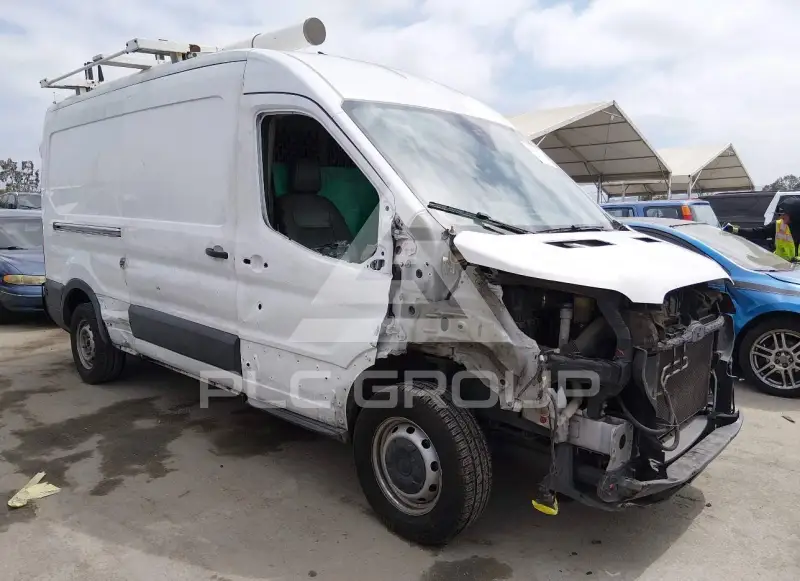 2018 Ford TRANSIT photo