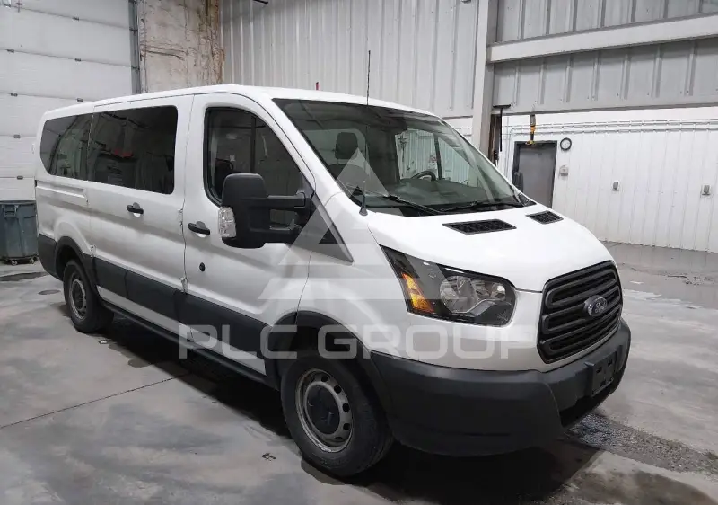 2018 Ford TRANSIT фото