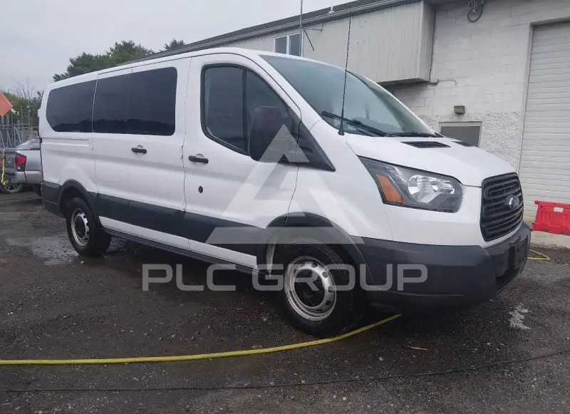 2018 Ford TRANSIT photo