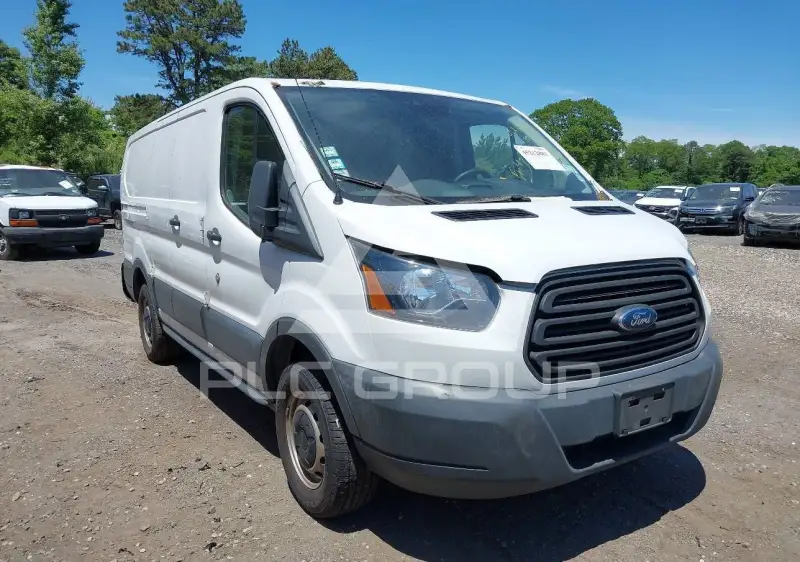 2018 Ford TRANSIT photo